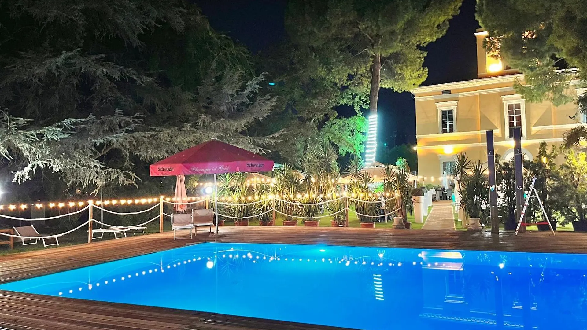 Ristorante Club Villa Meraville Болонья Италия